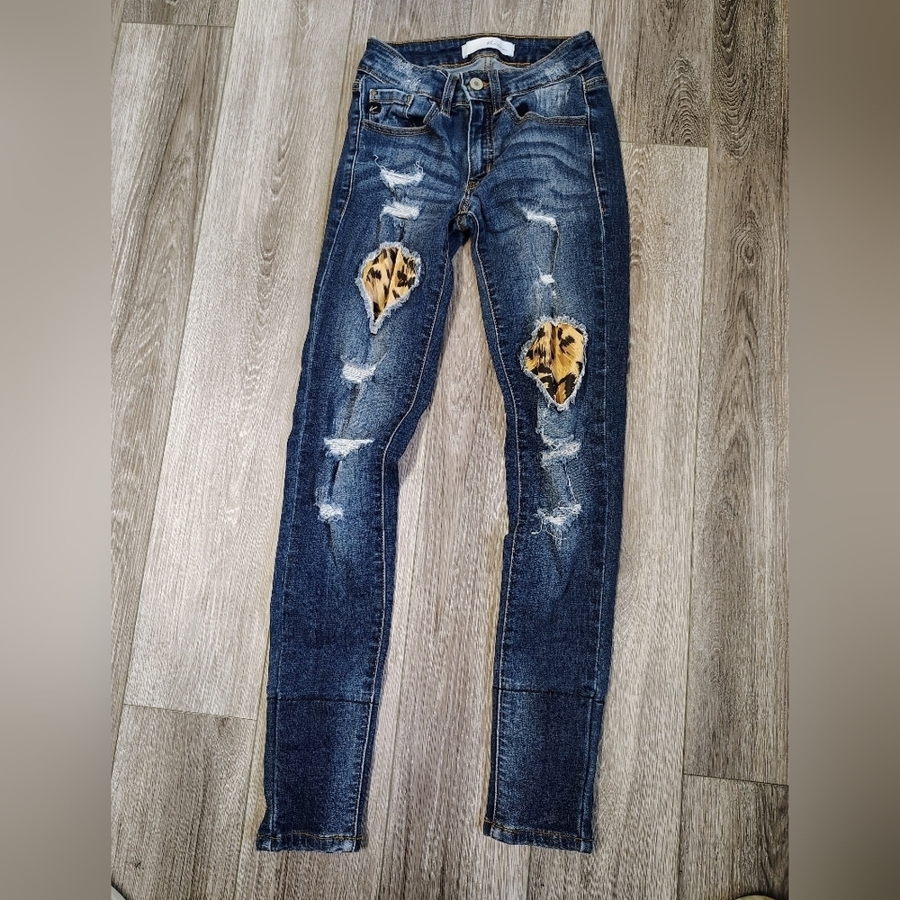 Kancan Trendy Distressed Skinny Jeans with Leopard Accents